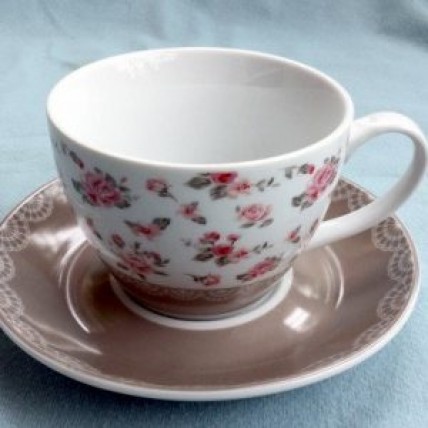 Φλυτζάνι τσαγιού πορσελάνης με πιατάκι