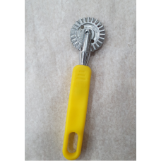 Ροδάκι ζύμης με πλαστική λαβή